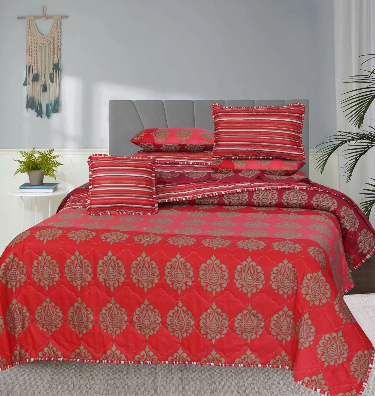 "Elegant Double Bed Sheet Set with Gift Wrapping – Perfect for Special Occasions"