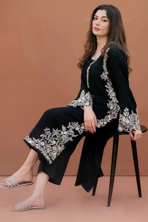 Stylish unstitched 2-piece lawn suit for women with elegant patterns - Style #002