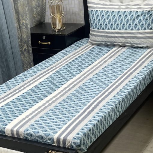 Traditional embroidered patchwork bed sheet in 100% cotton