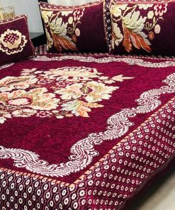 Soft and Luxurious Jacquard Velvet King Size Bed Sheet Set with Pillow Covers