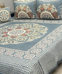 Velvet Jacquard King Size Bed Sheet 4-Piece Set with Elegant Pattern and Soft Touch