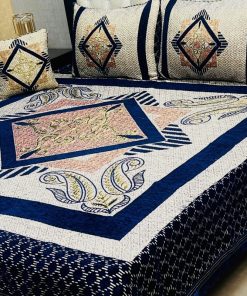 Rich Jacquard Velvet King Size Bedding Set with Elegant Touch for Winter Nights