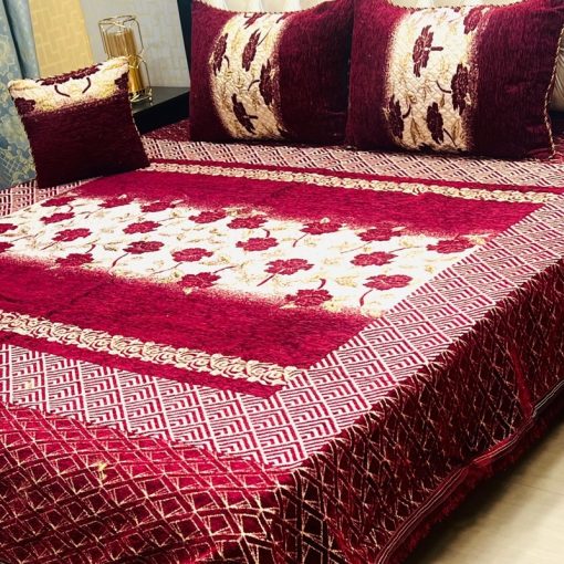 Affordable Luxury Jacquard Velvet King Size Bedding Set for Winter Comfort