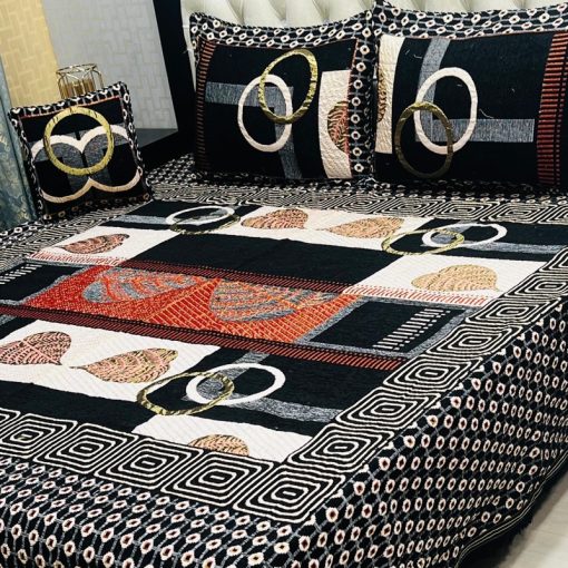 Four-Piece Jacquard Velvet King Size Bedding Set with Pillow Covers and Cushion
