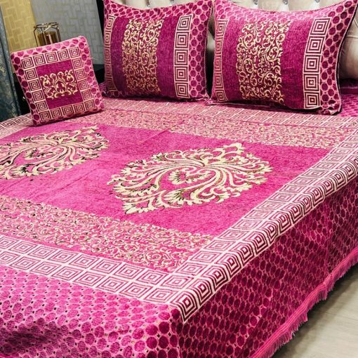 Four-Piece Jacquard Velvet King Size Bed Sheet Set for a Royal Bedroom Feel