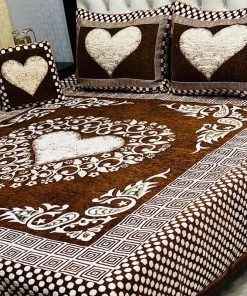 Stylish Jacquard Velvet Bedding Set in King Size with Pillow and Cushion Covers