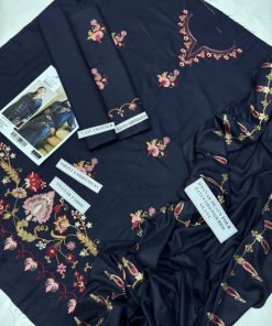 Qalamkar QM-570 | Winter 3 Piece Dhanak Embroidered Suit with Pashmina Wool Shawl is a masterpiece from Qalamkar’s latest winter collection, designed to offer unmatched elegance and warmth during the chilly season. This outfit is crafted with premium Dhanak fabric, known for its softness, durability, and insulating quality, making it the perfect choice for winter fashion.