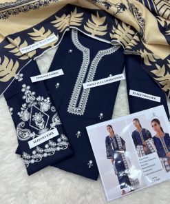 The SP-647 is a perfect blend of traditional craftsmanship and modern aesthetics. From the carefully selected Dhanak fabric to the digital wool shawl, every detail has been crafted with precision.