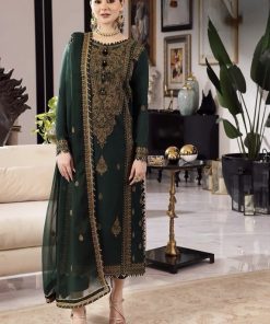The chiffon dupatta is fully heavy embroidered with spengle work, creating a majestic look.