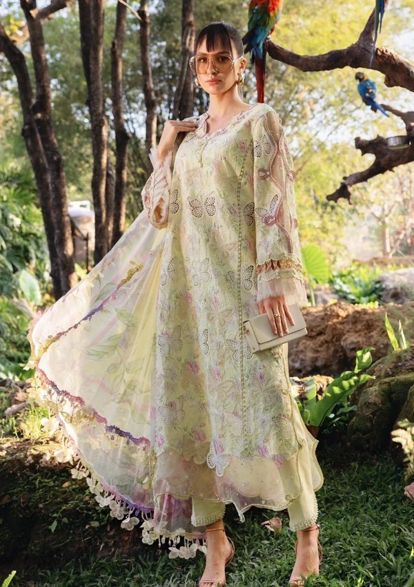 Maria B MB-698 Printed Lawn Suit with Chiffon Dupatta