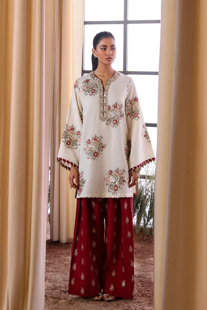 Ethnic ET-81 embroidered lawn two piece suit with front embroidery and embroidered sleeves