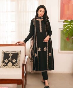 Pakistani winter Dhanak outfit with heavy embroidery and printed dupatta